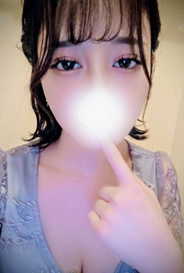 岡野るなの写メ