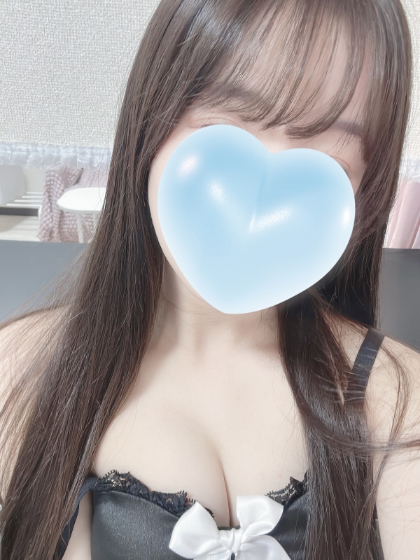 3/1(日) 12時〜21時 出勤中です❣️